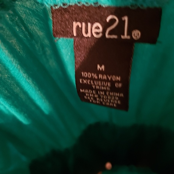 ✨3/10 Rue21 Pink & Teal Dresses - Picture 5 of 7